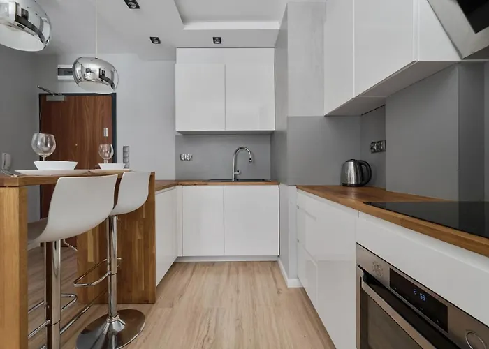 Apartamento Modern With Balcony For 4 Guests In By Renters