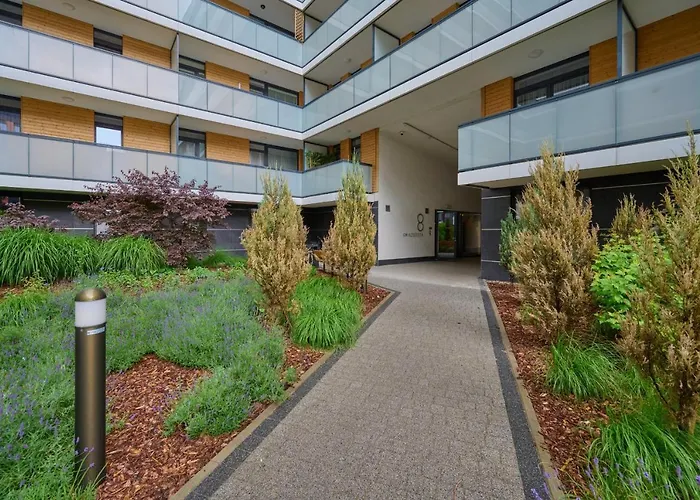 Apartamento Modern With Balcony For 4 Guests In By Renters Breslavia