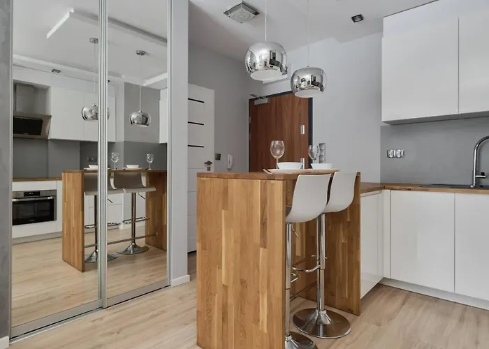 Apartamento Modern With Balcony For 4 Guests In By Renters