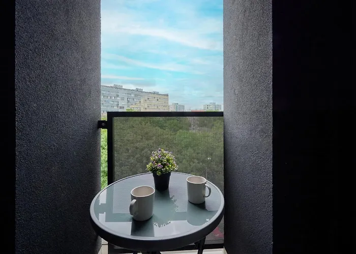 Apartamento Modern With Balcony For 4 Guests In By Renters Breslavia